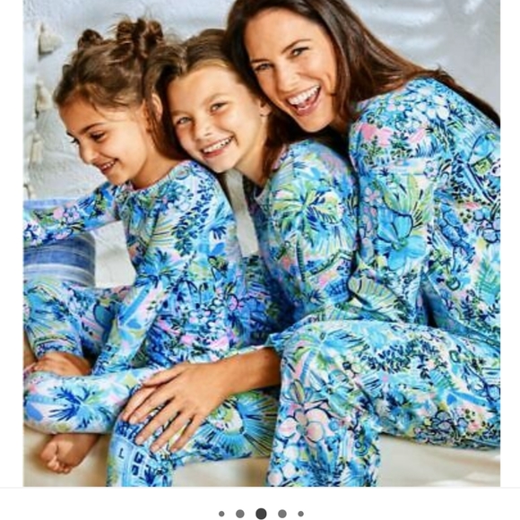 NWT Sammy Girl's Snug Fit Pajamas Bringing Mermaid Lilly Pulitzer - Picture 2 of 4